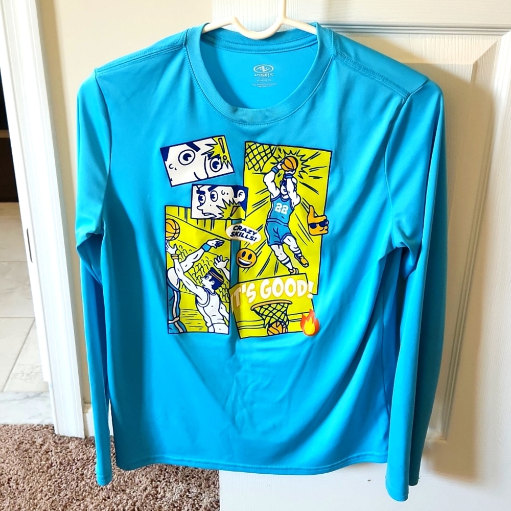 Athletic works graphic T shirt Long Sleeves